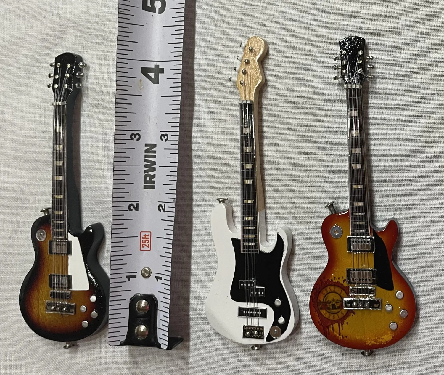 GUITARS 2 2