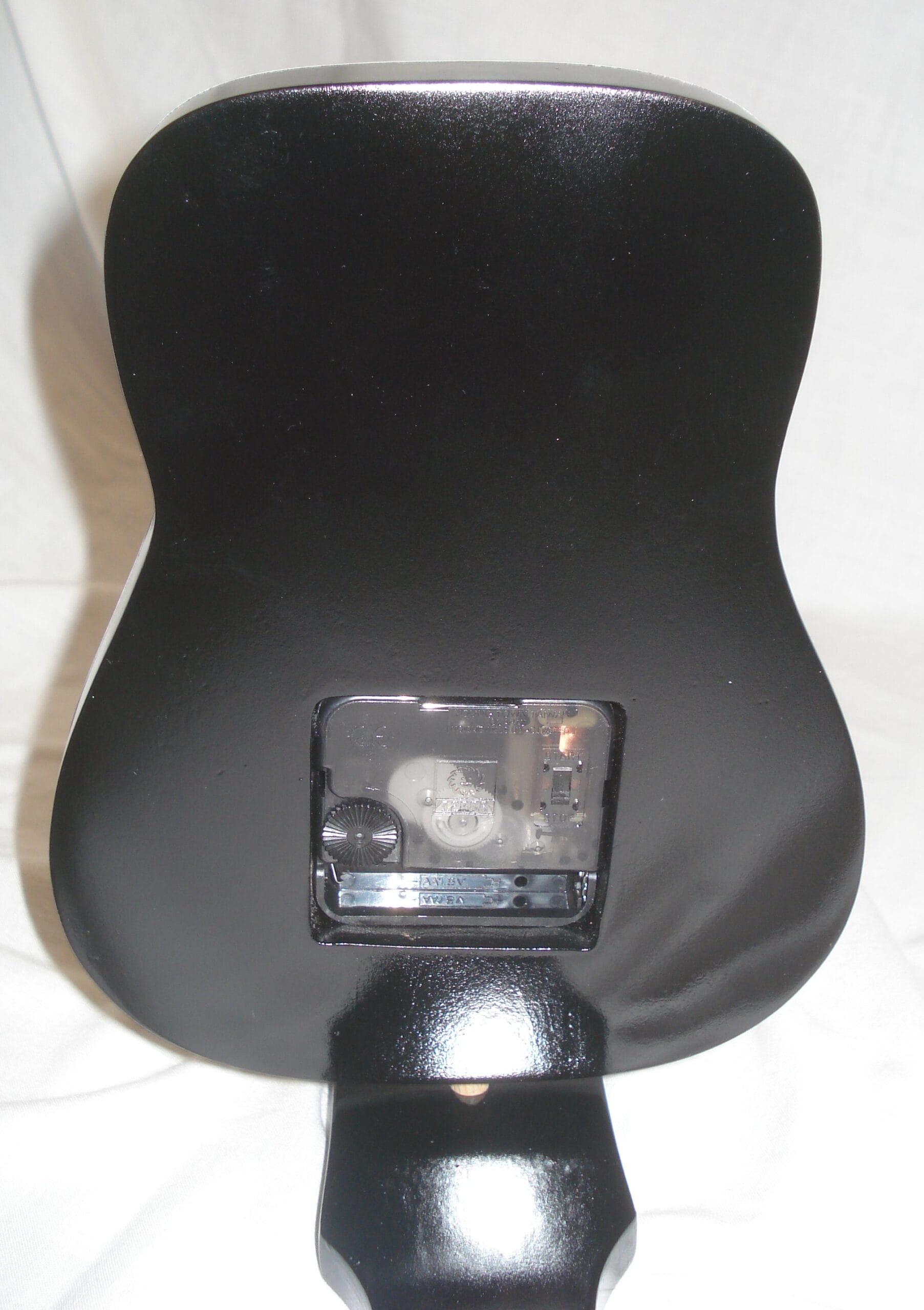 BEATLES GUITAR CLOCK