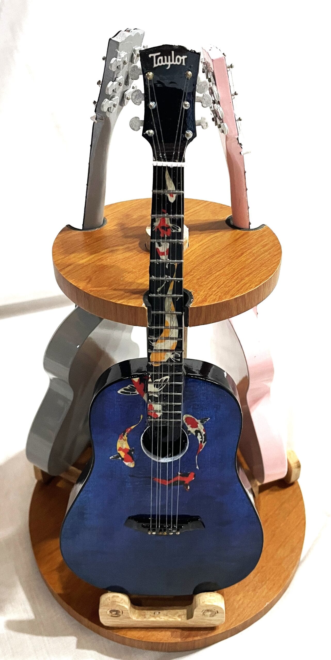 CAMERA GUITAR STAND with KOI scaled