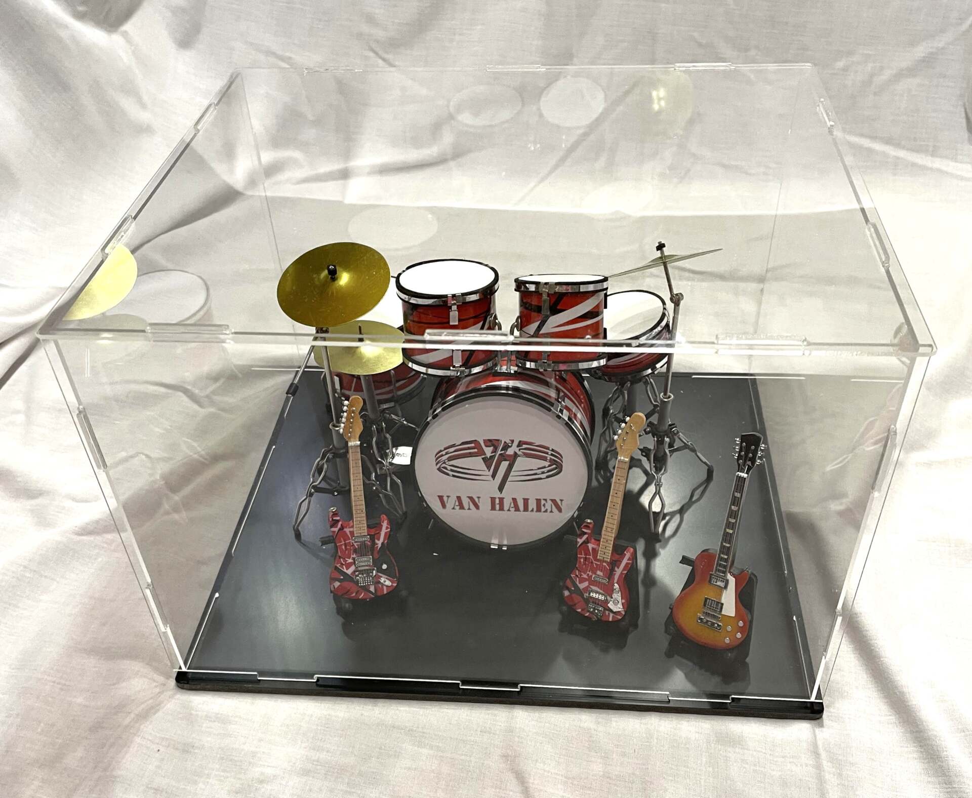VAN HALEN FRONT WITH TOP