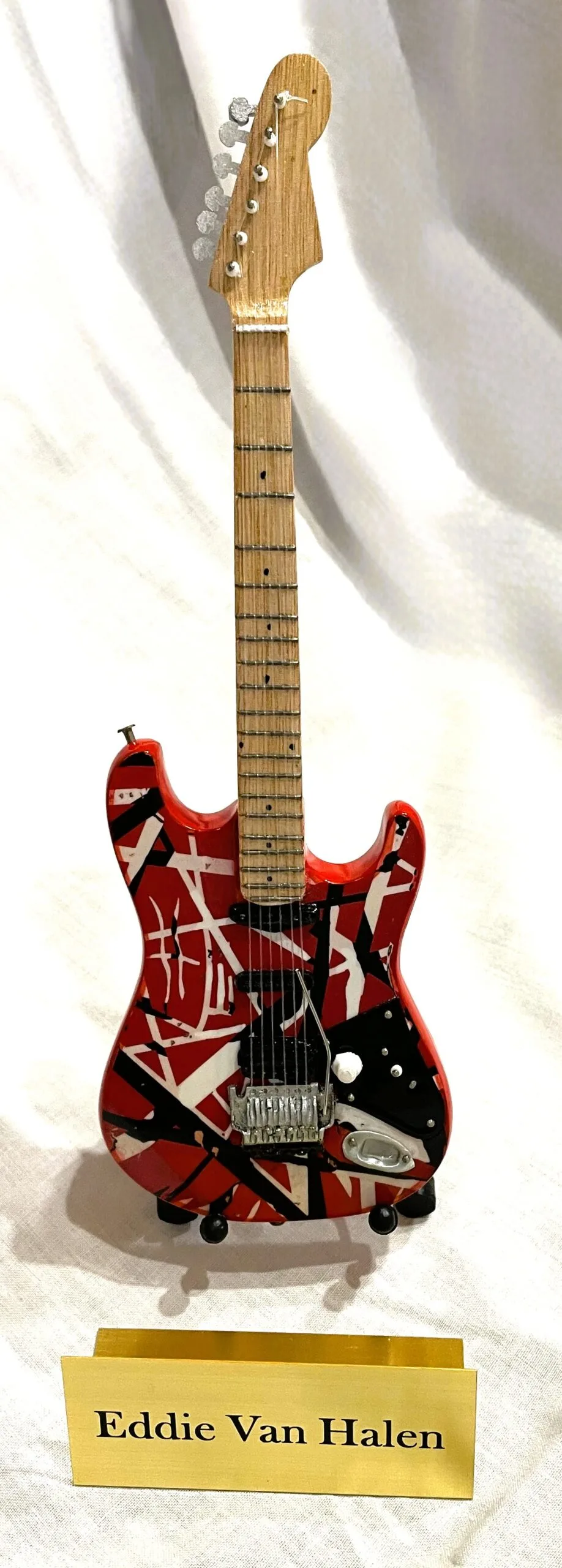 whole guitar with stand scaled